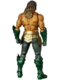 MAFEX AQUAMAN（GOLD & GREEN SUIT） 5