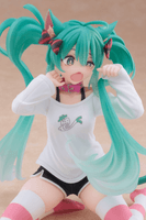 Hatsune Miku Desktop Cute Figure (Cat Ear T-Shirt Ver.) Reissue 4
