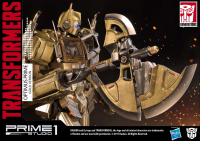 Premium Masterline Transformers: Generation 1 Optimus Prime Gold Version 13