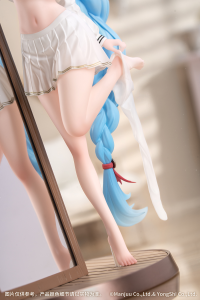 Gift+ 1/8 Janus: Fear of Changing…Clothes 		 3