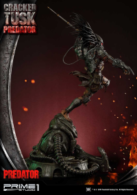 Premium Masterline Predator (Comics) Cracked Tusk Predator 31