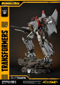 Museum Masterline Transformers: Bumblebee (Film) Blitzwing EX Version 6