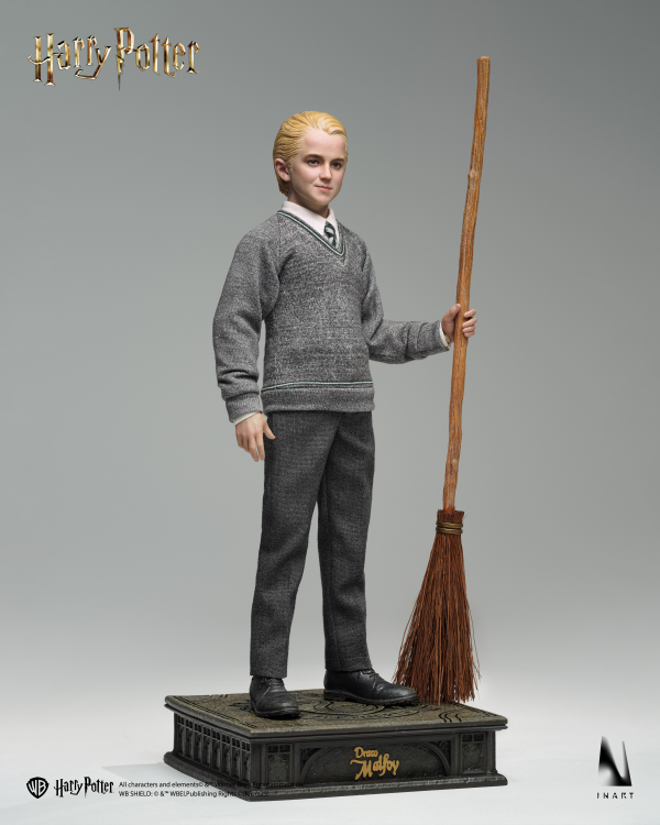 Harry Potter and the Philosopher's Stone - Draco Malfoy 1/6 Collectible Figure