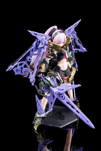 BUSTER DOLL PALADIN DARKNESS CLAW 10