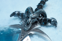 World of Warcraft® Frostmourne Sword Premium Replica 10