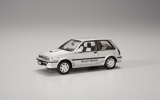 DIECAST MODEL CAR: 1/43 EP71 STARLET 1300 TURBO-S EARLY Ver. ['86] (SILVER) (TOYOTA)