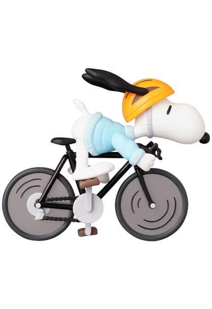 UDF Peanuts Series 14 : BICYCLE RIDER SNOOPY