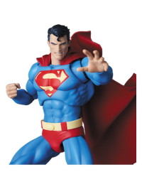 MAFEX Superman (Hush ver.) 9