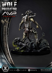 Real Elite Masterline Aliens vs. Predator: Requiem Wolf Predator DX Bonus Version 64
