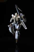 [Hen Dou Ryoku] Veritech VF-1A Transformable Action Figure 15