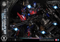 Museum Masterline Transformers: Dark of the Moon (Film) Optimus Prime Weapons Depot 8