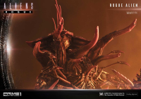 Premium Masterline Aliens (Comics) Rogue Alien Battle Diorama 36