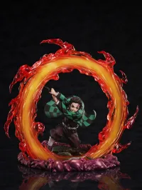 ANIPLEX Demon Slayer: Kimetsu no Yaiba Tanjiro Kamado 1/8 scale figure - Demon Slayer: Kimetsu no Yaiba - photo 2