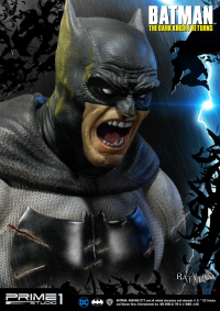 Premium Bust Batman: Arkham City Batman 4