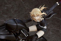 Saber/Altria Pendragon (Alter) & Cuirassier Noir(re-run) 7