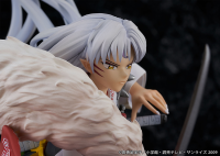 Inuyasha 1/7 Scale Figure: Sesshomaru 2