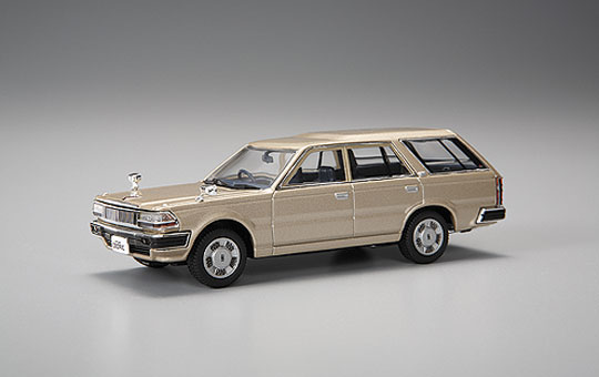 DIECAST MODEL CAR: 1/43 Y30 CEDRIC VAN LATE Ver. V20E DELUXE ['91] (YELLOWISH SILVER)