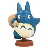 Found You! Medium Blue Totoro Statue 5