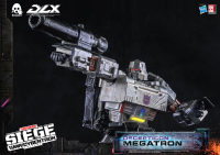 Transformers: War for Cybertron Trilogy - DLX Megatron 22