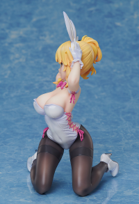 Kiri Izumi: White Bunny Ver. 5