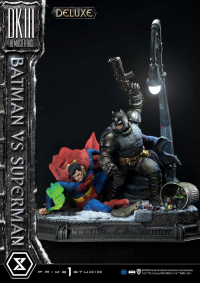 Ultimate Diorama Masterline Batman:The Dark Knight Returns (Comics) Batman versus Superman Deluxe Version 29