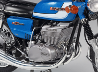 [BK5] 1:12 SUZUKI GT380 B 8