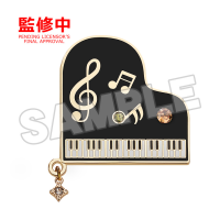 Brooch Piano 2