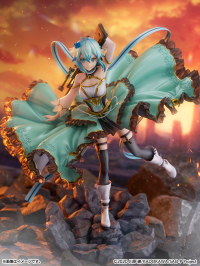 Sinon -Crystal Dress Ver.-1/7 Scale Figure 2