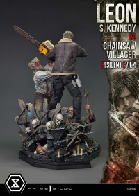 Ultimate Premium Masterline Resident Evil 4 Leon S. Kennedy versus Chainsaw Villager Bonus Version 11