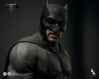 INART – Batman v Superman: Dawn of Justice - Batman 1/6 Collectible Figure 3