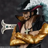 MegaHouse Portrait.Of.Pirates ONE PIECE SA-LIMITED 〝Hawk Eye〟 Dracule Mihawk Ver.R - ONE PIECE - photo 18