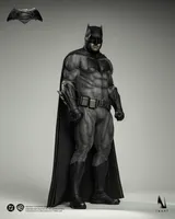Queen Studios INART – Batman v Superman: Dawn of Justice - Batman 1/6 Collectible Figure - DC Comics - photo 25
