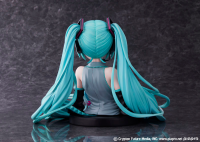 Hatsune Miku 16th Anniversary Bust Figure 3
