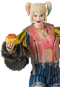 MAFEX HARLEY QUINN (Caution Tape Jacket Ver.) 7