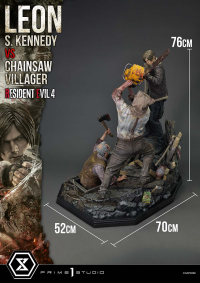 Ultimate Premium Masterline Resident Evil 4 Leon S. Kennedy versus Chainsaw Villager Bonus Version 48