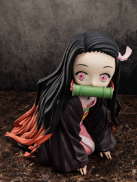 Demon Slayer: Kimetsu no Yaiba - Nezuko in a Box - Big Size Figure 13