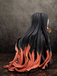 Demon Slayer: Kimetsu no Yaiba - Nezuko in a Box - Big Size Figure 9
