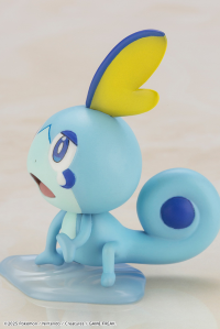 Pokémon GLORIA with SOBBLE ARTFX J STATUE 6