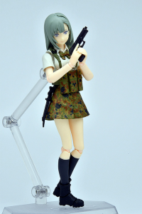 LAOP12: figma Hands for Guns 2 - Handgun Set 11