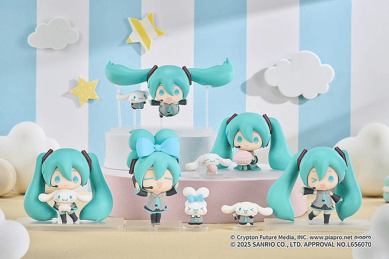 Collectible Figure Hatsune Miku x Cinnamoroll