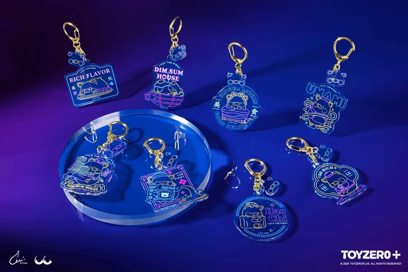 TOYZEROPLUS LuLu Leon Light Acrylic Keychain - LuLu The Piggy