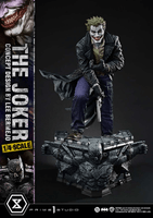 Ultimate Premium Masterline Batman (Comics) The Joker (Concept Design by Lee Bermejo) Deluxe	 30