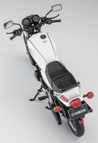 [BK13] 1:12 Yamaha RZ250 (4L3) (1980) 5