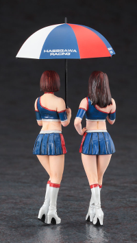 [FC09] 1:24 PADDOCK GIRLS FIGURE (Two kits in the box) 3