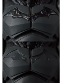 MEDICOM TOY MAFEX THE BATMAN - DC Comics - photo 6