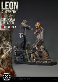 Ultimate Premium Masterline Resident Evil 4 Leon S. Kennedy versus Chainsaw Villager 81