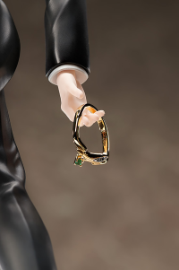 Statue and ring style: Ash Lynx(re-run) 11