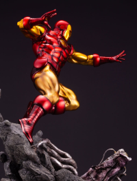 IRON MAN AVENGERS FINE ART STATUE 4