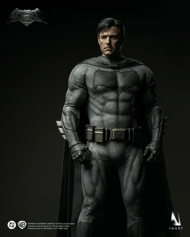 Queen Studios INART – Batman v Superman: Dawn of Justice - Batman 1/6 Collectible Figure - DC Comics