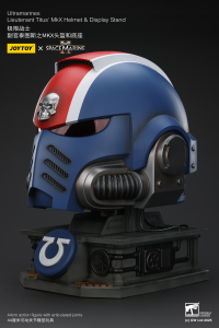 Ultramarines Lieutenant Titus' MKX Helmet & Display Stand 16